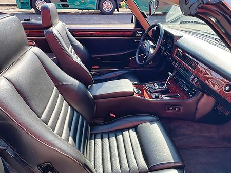 Lot #6030 Apple Computer-Registered 1989 Jaguar XJS V12 Convertible with Complete Apple Fleet Documentation - The Executive Vehicle of Apple Engineer Taylor Pohlman - Image 16