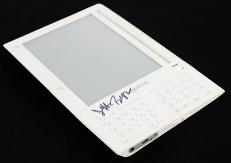 Lot #6165 Jeff Bezos Signed Amazon Kindle (First Generation) - Image 3