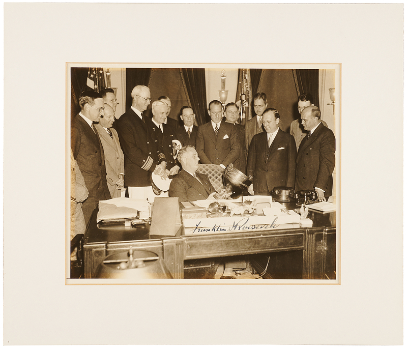 Lot 49 Franklin D. Roosevelt Signed Photograph as President