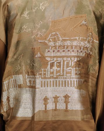 Lot #742 Charlie Chaplin's Silk 'Asahi Shimbun' Kimono - Presented During His 1932 Visit to Japan - Image 7