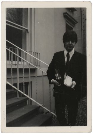 Lot #615 Beatles: Paul McCartney Signed Photograph - Image 3