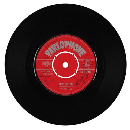 Lot #608 Beatles (2) Signed Parlophone UK First Pressing Single Records of 'Love Me Do' - Image 3
