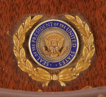 Lot #59 Richard Nixon's Hutschenreuther Porcelain Bald Eagle Sculpture - Image 5