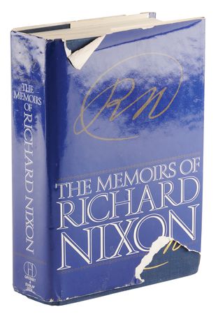 Lot #164 Richard Nixon (2) Signed Items Presented to Family Members - Image 4