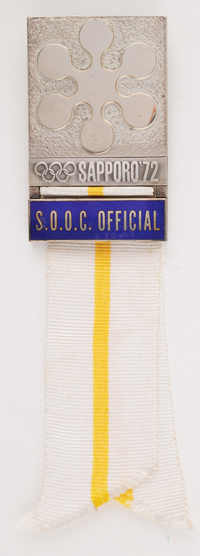 Lot 3235 Sapporo 1972 Winter Olympics Organizing Committee Official Badge