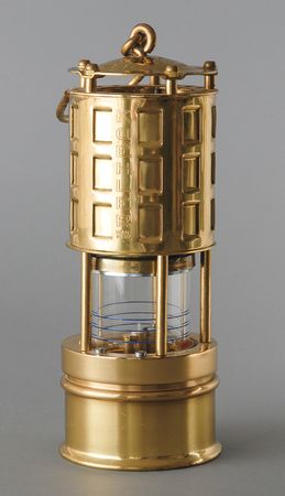 Lot #3016 Calgary 1988 Winter Olympics Torch and Mother Flame Lamp - Image 7