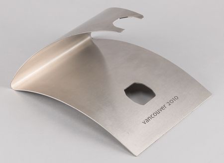 Lot #3030 Vancouver 2010 Winter Olympics Torch - Image 8