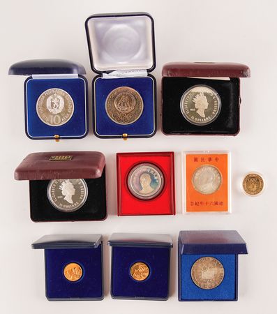 Lot #3340 Olympic Collection of (37) Commemorative Coins - From the Collection of IOC Member James Worrall - Image 3
