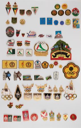 Lot #3246 National Olympic Committee (NOC) Massive Collection of (994) Pins - Image 13