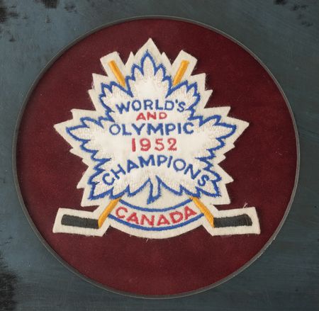 Lot #3075 Oslo 1952 Winter Olympics Gold Winner's Medal for Ice Hockey - Image 7