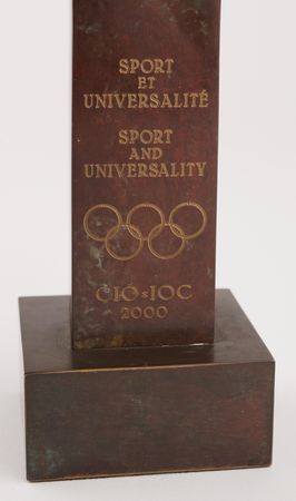 Lot #3298 International Olympic Committee (IOC) 'Sport and Universality' Marble-and-Bronze Sculpture Award by Rosa Serra - Image 5