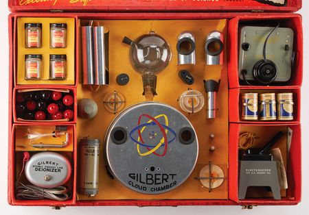 Lot #4098 Gilbert U-238 Atomic Energy Laboratory - 'The Most Dangerous Toy in History' - Image 3