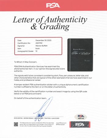 Lot #174 Warren Buffett Signed Berkshire Hathaway 2005 Annual Report - Image 4