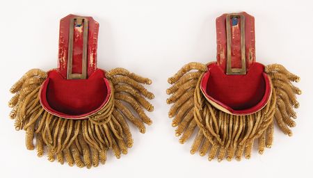 Lot #425 Civil War-Era US Army Artillery Colonel's Dress Epaulettes with Storage Tin Identified to Maj. Gen. Nathaniel P. Banks - Image 3