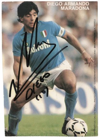 Lot #689 Diego Maradona Signed Promotional Card