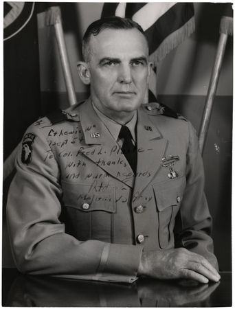 Lot #79 Band of Brothers: Robert Sink Signed
