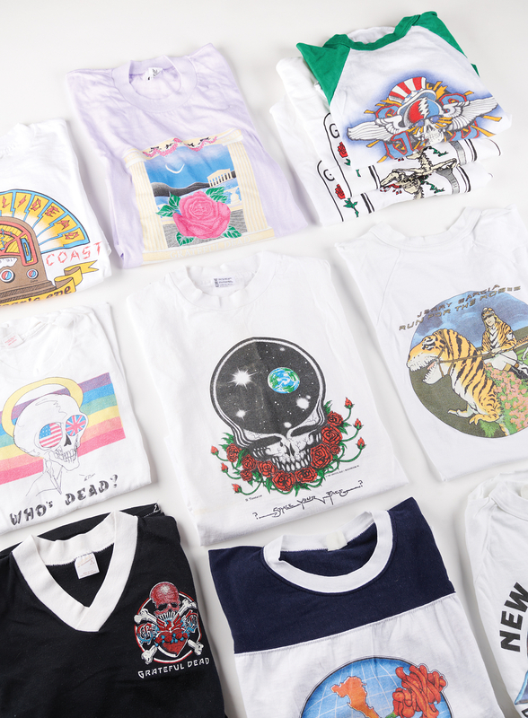 Lot 7178 Grateful Dead (11) Vintage Tour, Concert, and Merchandising T-Shirts