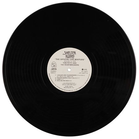 Lot #7364 Tom Petty and the Heartbreakers Signed Album – Official Live ‘Leg (Reissue) - Image 3