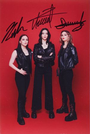 Lot #7489 The Warning (7) Signed Items - Image 8