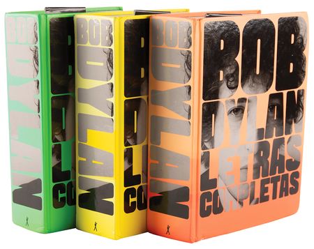 Lot #7089 Bob Dylan (3) Signed Books - Letras