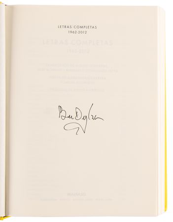 Lot #7089 Bob Dylan (3) Signed Books - Letras Completas, 1962–2012 - Image 3