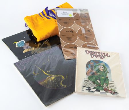 Lot #7186 Grateful Dead Archive of Barbara Whitestone - Rare Posters, Photographs, Backstage Passes, and Insider Ephemera (600+ Items) - Image 6