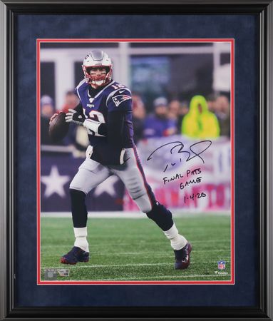 Lot #437 Tom Brady Oversized Signed Photograph