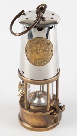 Lot #3035 Sochi 2014 Winter Olympics Safety Lantern - Image 2