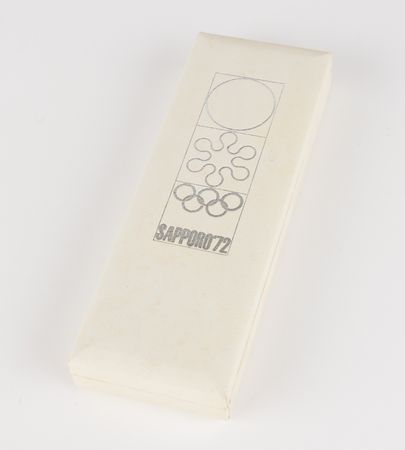 Lot #3198 Sapporo 1972 Winter Olympics 'Olympic Film' Badge - Image 4