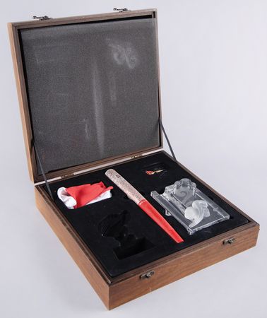 Lot #3291 Lillehammer 1994 and Beijing 2008 Miniature Souvenir Olympic Torches - Image 5