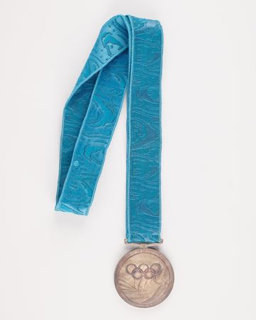Lot #3096 Sydney 2000 Summer Olympics Silver Winner's Medal for Wrestling - Image 2