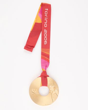 Lot #3099 Torino 2006 Winter Olympics Gold Winner's Medal for Cross-Country Skiing - Image 4