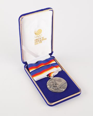 Lot #3091 Seoul 1988 Summer Olympics Silver Winner's Medal for Men's Football - Image 6