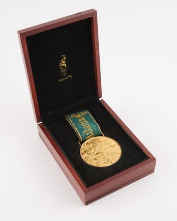 Lot #3095 Atlanta 1996 Summer Olympics Gold Winner's Medal for Baseball - Image 6