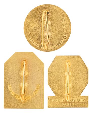 Lot #3194 Grenoble 1968 Winter Olympics (3) Badges for Public Service, Delegation, and Press - Image 2