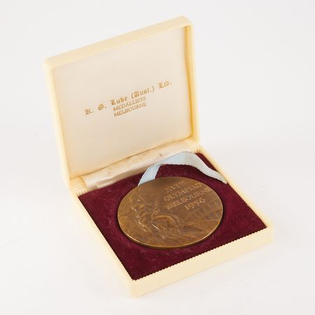 Lot #3078 Melbourne 1956 Summer Olympics Bronze Winner's Medal with Original Presentation Case - Image 3