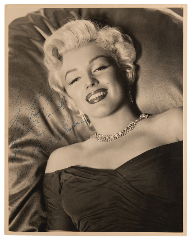 Lot 631 Marilyn Monroe Signed Oversized Photograph - 
