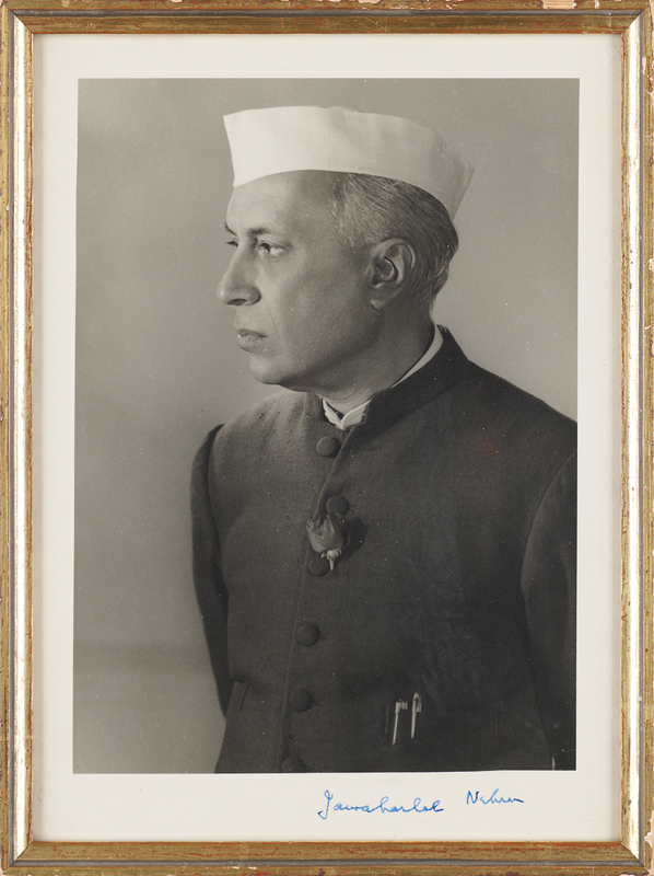 Lot 179 Jawaharlal Nehru Signed Photograph