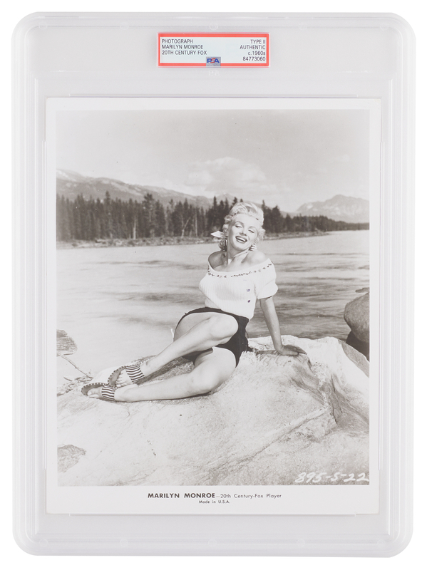 Lot 662 Marilyn Monroe Original Photograph - PSA Type II