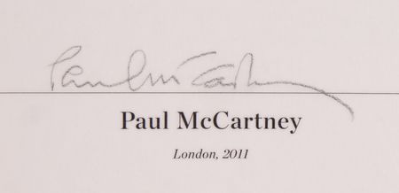 Lot #388 Beatles: Paul McCartney Signed Book - Linda McCartney: Life in Photographs (Ltd. Ed. #931/1000) - Image 2