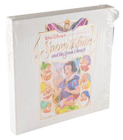 Lot #296 Adriana Caselotti Signed Prints (10) in Snow White Deluxe LaserDisc Set - Image 6