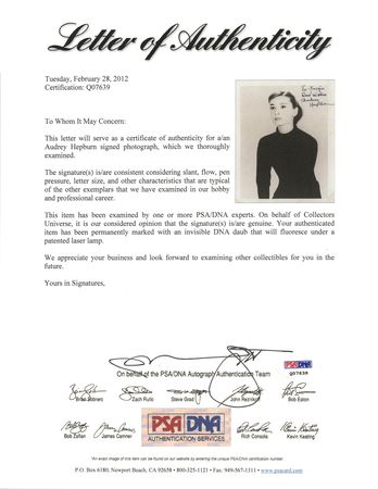 Lot #554 Audrey Hepburn Signed Photograph - Image 2