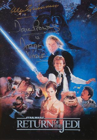 Lot #718 Star Wars: Alec Guinness and David Prowse Signed Promotional Card - Image 2