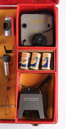 Lot #216 Gilbert U-238 Atomic Energy Laboratory - 'The Most Dangerous Toy in History' - Image 5