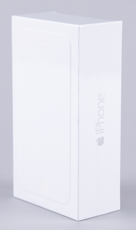 Lot 4074 Apple iPhone 6 (8th Generation, Sealed - 16GB, Silver)