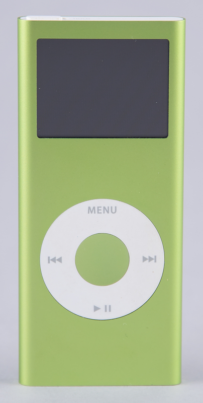 Lot 4095 Apple iPod Nano (2nd Generation, with Google Etching)