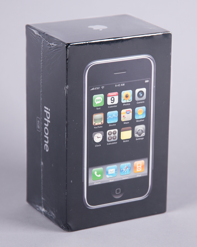 Lot 4069 Apple iPhone - Rare 4GB Model (First Generation, Sealed)