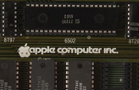 Lot #4044 Apple II Computer with Early Rev. 0 Board in Rare Ventless Case (Serial No. A2S1-0195), with Sanyo VM4209 Monitor - Image 6
