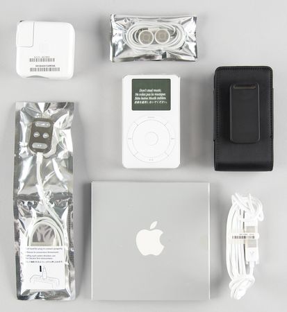 Lot #4081 Apple iPod (2nd Generation, Unused - 20GB) - Image 2