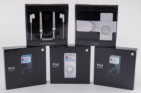 Lot #4088 Apple iPod Nano Collection (3) (1st